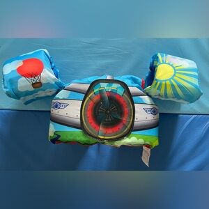 Kids' Airplane Swim Vest with Arm Floats 33-55lbs